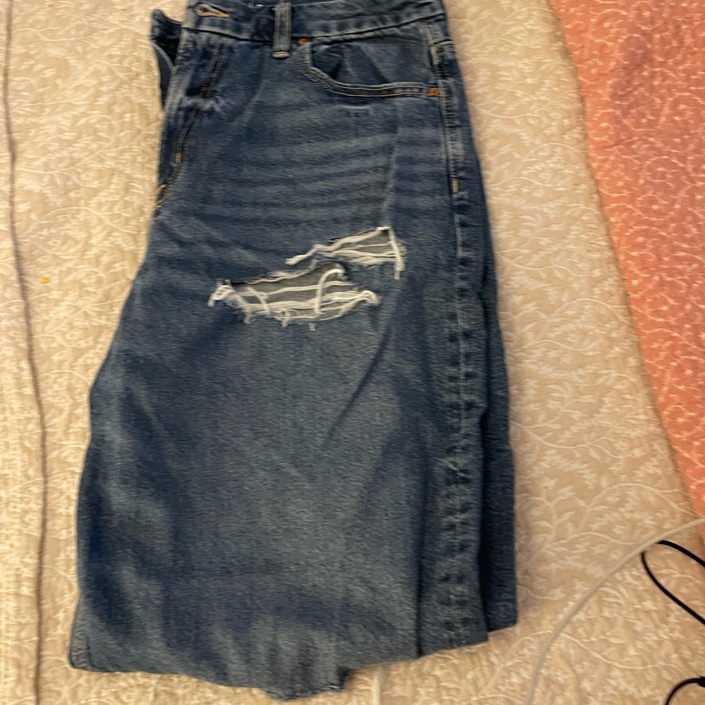 American Eagle Outfitters Distressed Boyfriend Jeans - Dark Blue